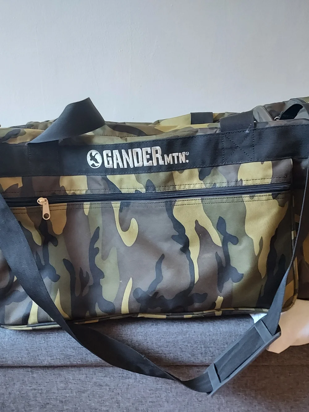 Gander Mountain Camouflage Xtra Large Duffel Bag in Green, Brown, Black
